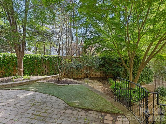 9505 Greyson Ridge Drive, Charlotte, NC 28277