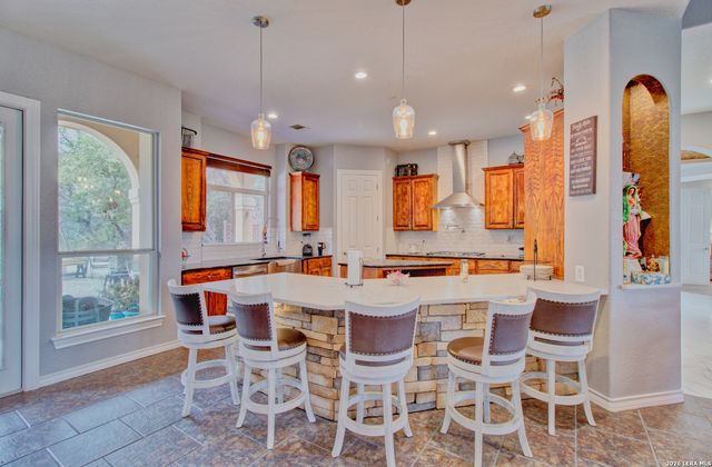 2110 WINDING VW, San Antonio, TX 78260