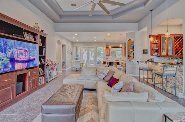 2110 WINDING VW, San Antonio, TX 78260