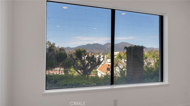 27861 Esporlas, Mission Viejo, CA 92692