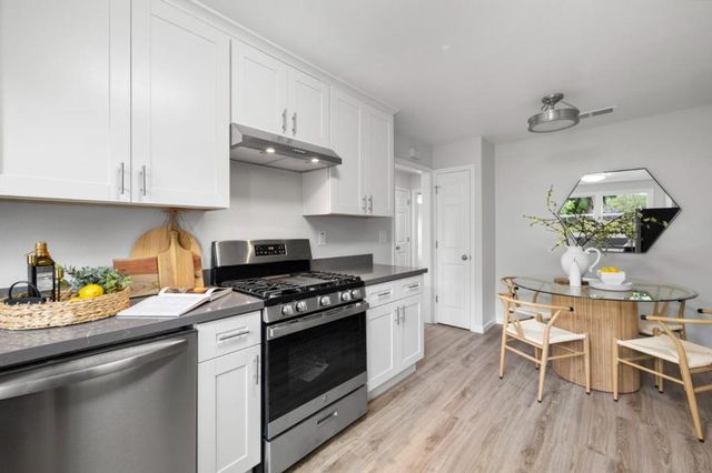 Page Street, Redwood City, CA 94063