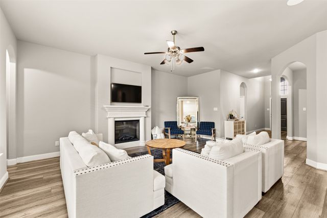 355 Sweetspire Drive, Royse City, TX 75189