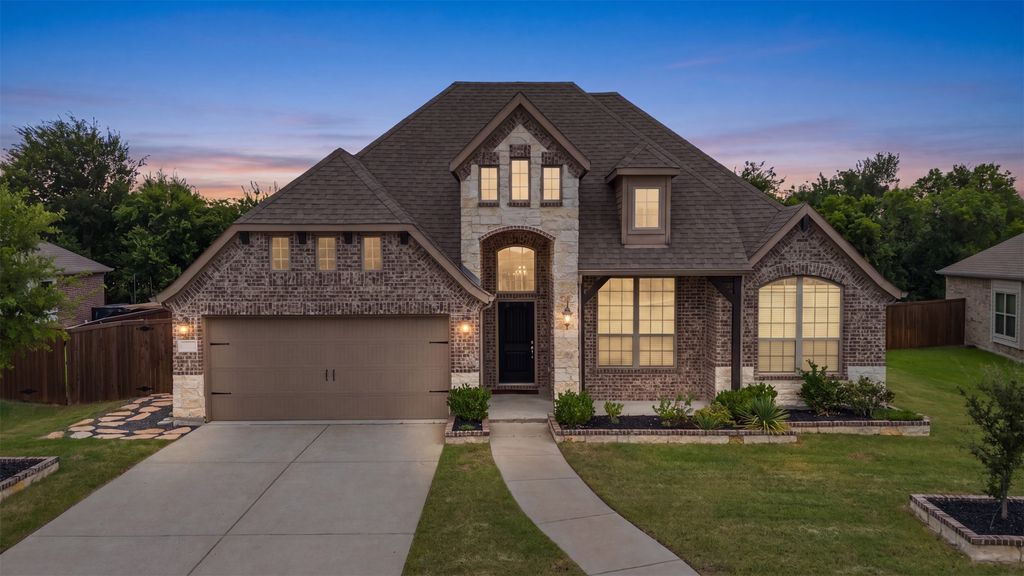 355 Sweetspire Drive, Royse City, TX 75189