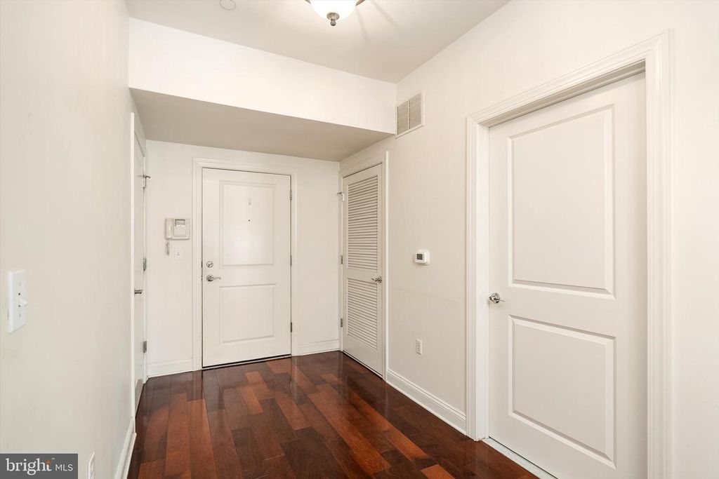 2360 ROUTE 33 #303, ROBBINSVILLE, NJ 08691 — photo 4