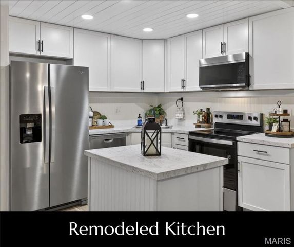 1400 Heritage Landing 203, St Charles, MO 63303