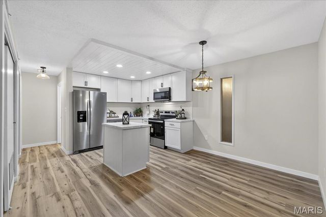 1400 Heritage Landing 203, St Charles, MO 63303