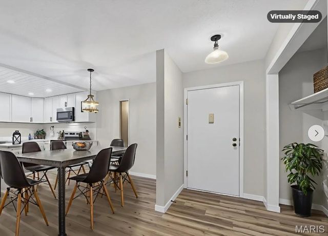 1400 Heritage Landing 203, St Charles, MO 63303