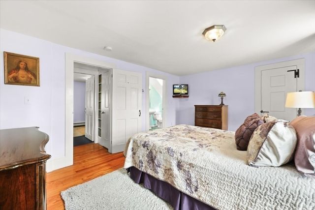 75 Center St, Pembroke, MA 02359