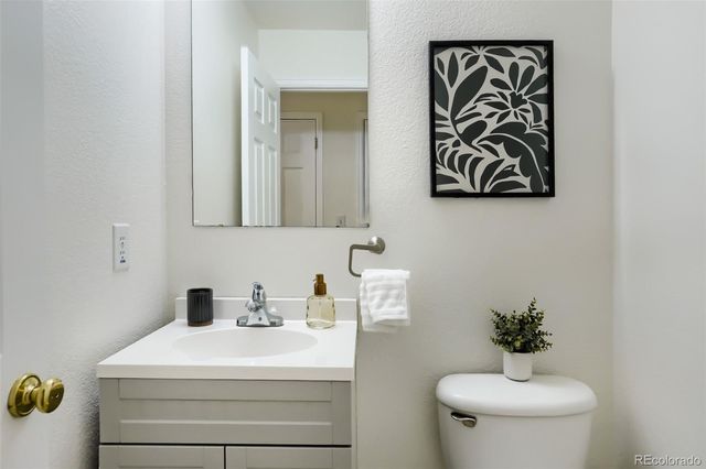 676 Hedgerow Way, Brighton, CO 80601