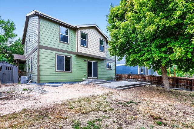 676 Hedgerow Way, Brighton, CO 80601