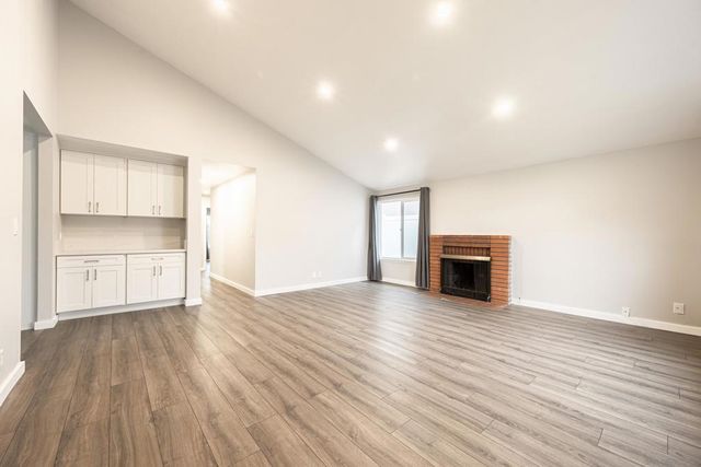 8748 Aquarius Dr, San Diego, CA 92126