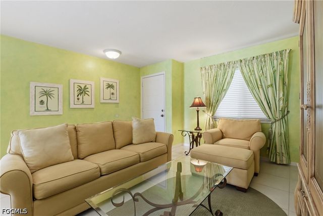 460 Fox Haven DR 1206, Naples, FL 34104