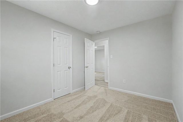 556 Roxbury Drive, Riverdale, GA 30274