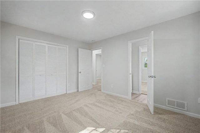 556 Roxbury Drive, Riverdale, GA 30274