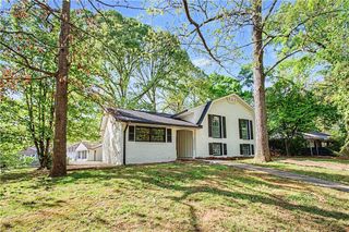 556 Roxbury Drive, Riverdale, GA 30274