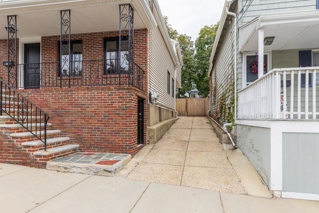 35 Villa Ave, Everett, MA 02149
