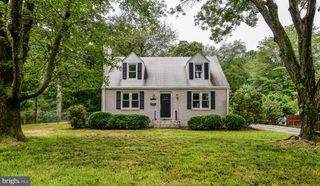 3318 HOLLOMAN RD, Falls Church, VA 22042