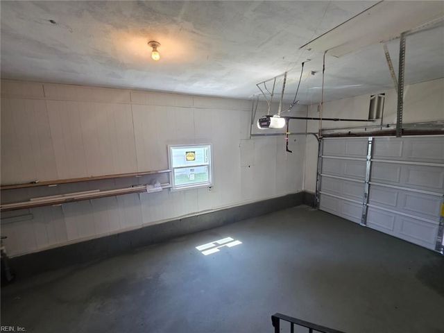4737 Holladay RD, Virginia Beach, VA 23455
