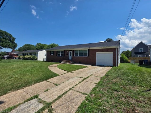 4737 Holladay RD, Virginia Beach, VA 23455