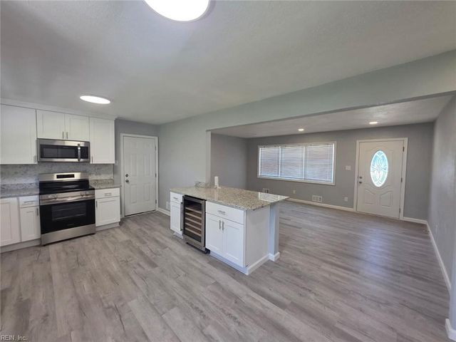 4737 Holladay RD, Virginia Beach, VA 23455