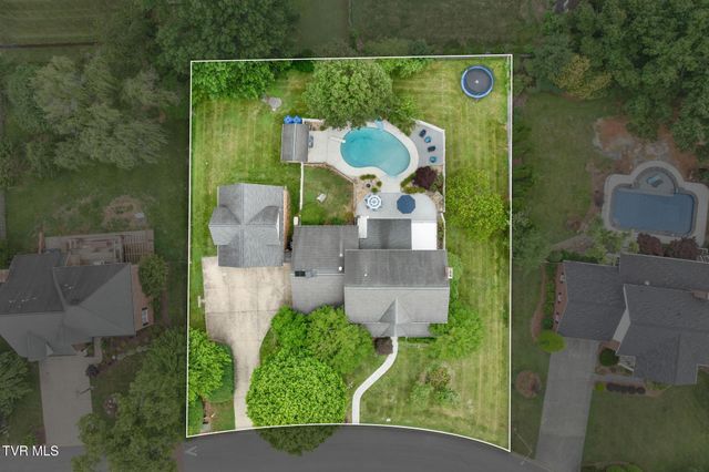 3310 Berkshire Circle, Johnson City, TN 37604