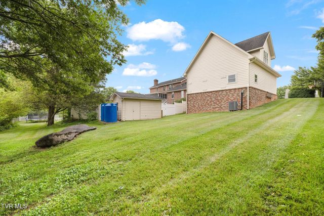 3310 Berkshire Circle, Johnson City, TN 37604