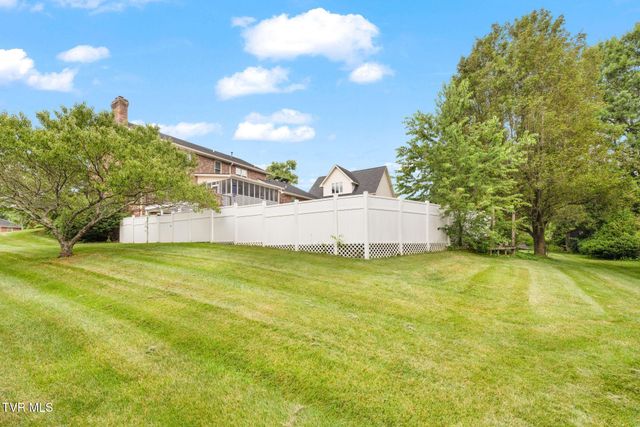 3310 Berkshire Circle, Johnson City, TN 37604