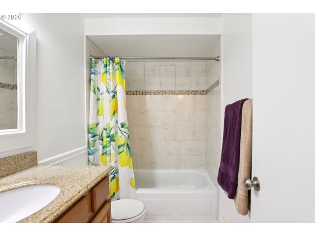 2723 Sw TEXAS St, Portland, OR 97219