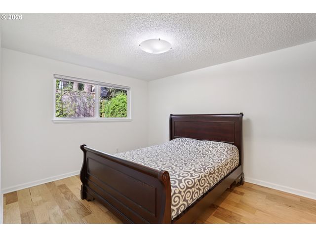 2723 Sw TEXAS St, Portland, OR 97219