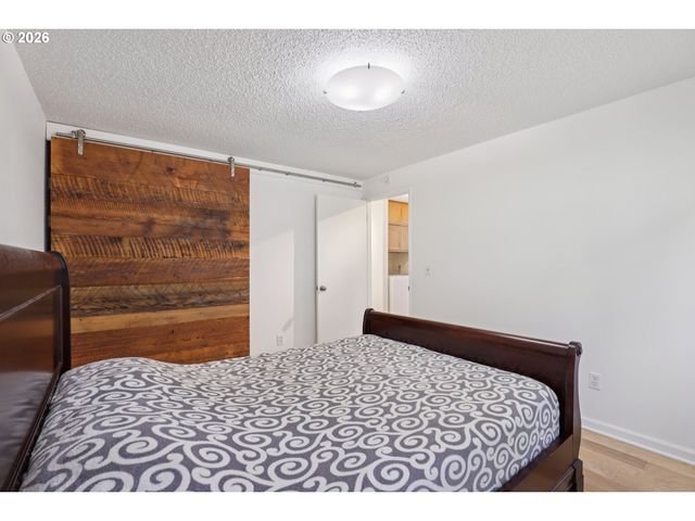 2723 Sw TEXAS St, Portland, OR 97219