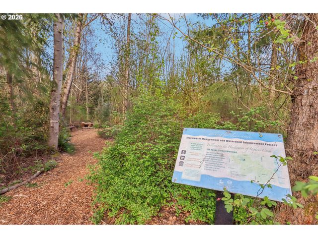 2723 Sw TEXAS St, Portland, OR 97219