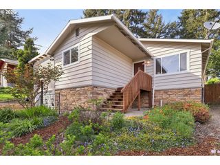 2723 Sw TEXAS St, Portland, OR 97219