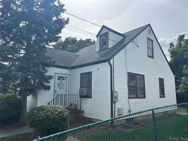 304 Lorraine Street, Bellmore, NY 11710