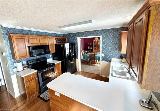 105 Mary Dee Court, Winston-salem, NC 27127