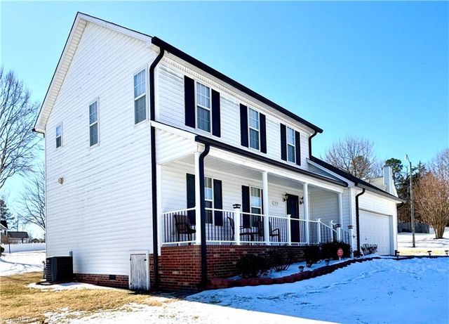 105 Mary Dee Court, Winston-salem, NC 27127