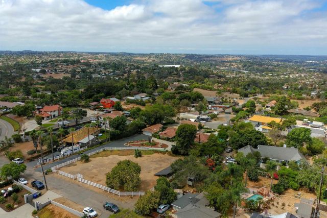 2720 Mason Way, Vista, CA 92084