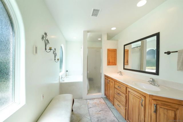 2720 Mason Way, Vista, CA 92084