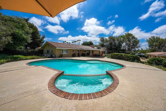 2720 Mason Way, Vista, CA 92084