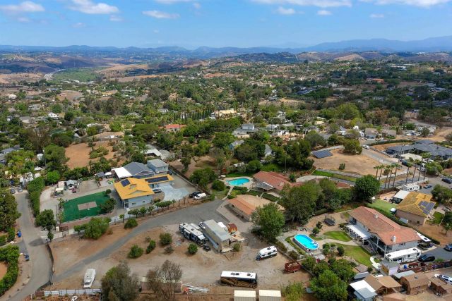 2720 Mason Way, Vista, CA 92084