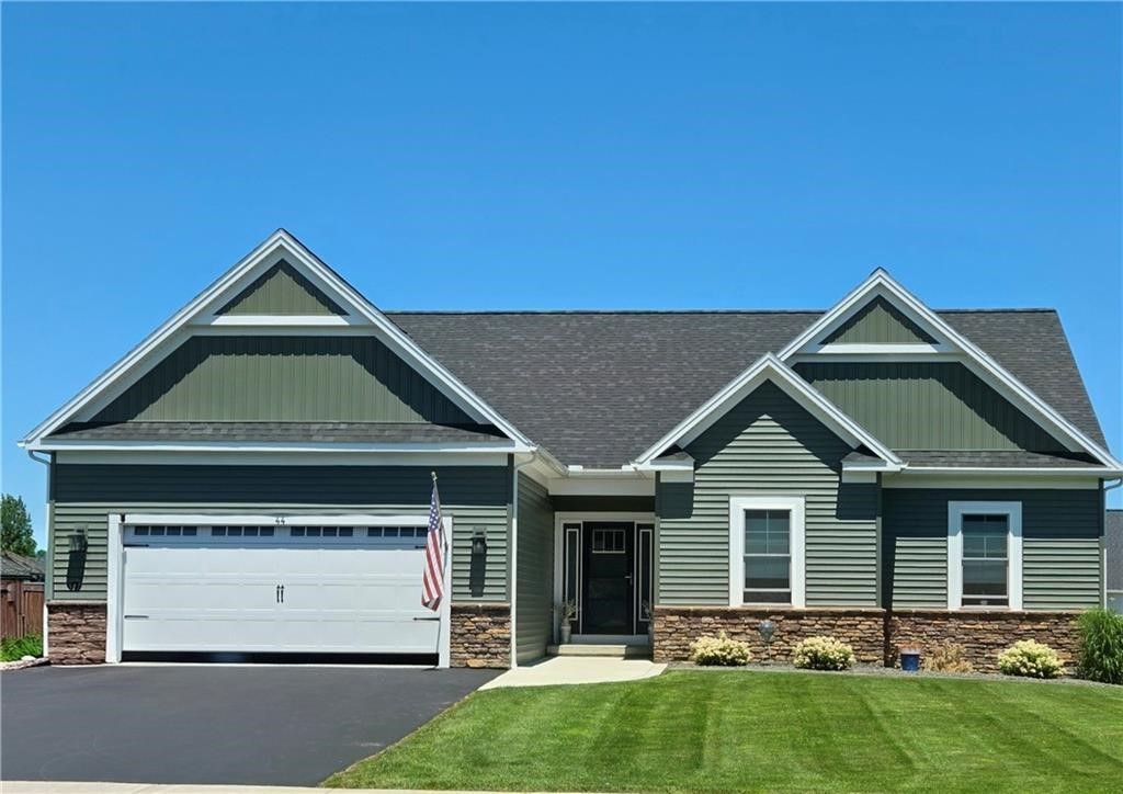 33 Rath Lane, Hamlin, NY 14464