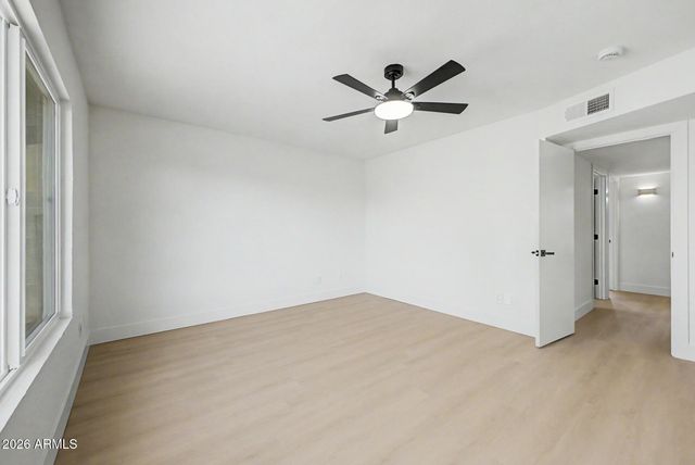 10826 W MONTECITO Avenue, Phoenix, AZ 85037
