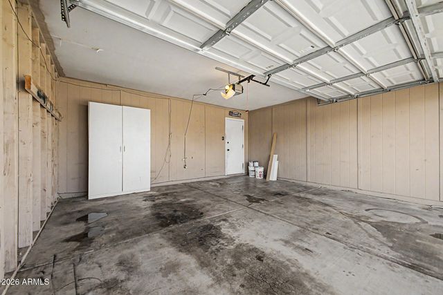 10826 W MONTECITO Avenue, Phoenix, AZ 85037