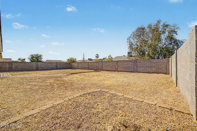 10826 W MONTECITO Avenue, Phoenix, AZ 85037