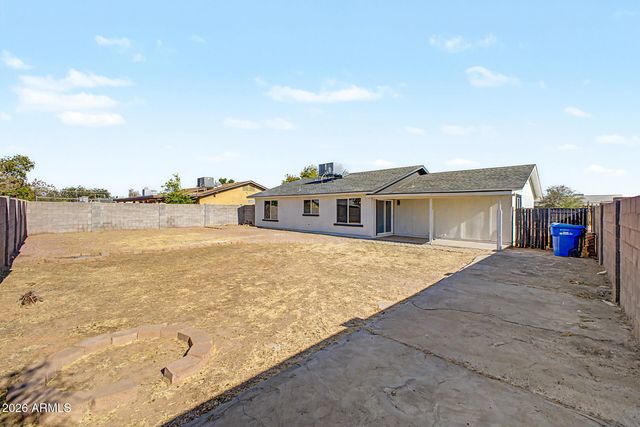 10826 W MONTECITO Avenue, Phoenix, AZ 85037