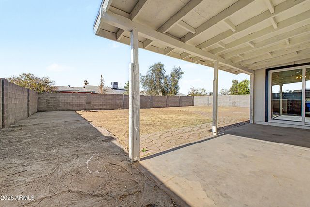 10826 W MONTECITO Avenue, Phoenix, AZ 85037