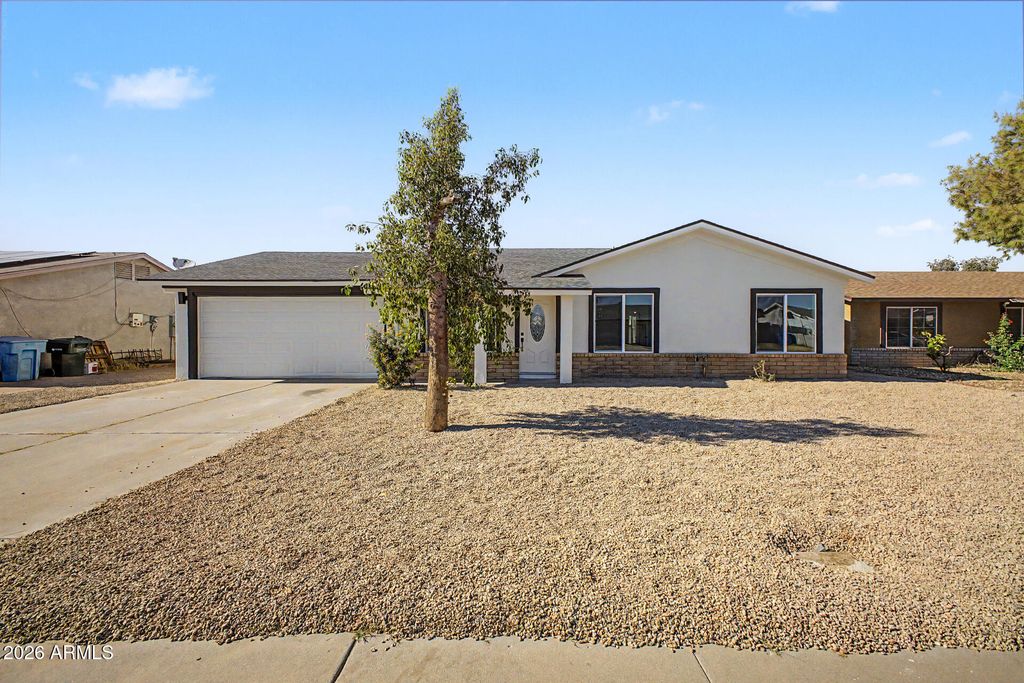 10826 W MONTECITO Avenue, Phoenix, AZ 85037