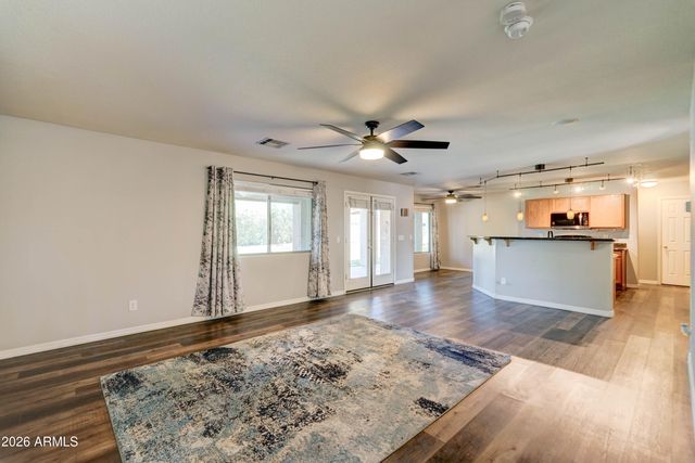 21232 N 31ST Drive, Phoenix, AZ 85027