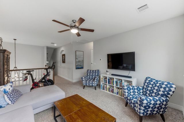 348 Panzano DR, Georgetown, TX 78628