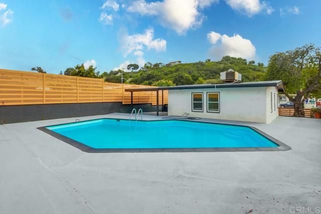 5610 Streamview Drive, San Diego, CA 92105