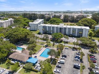 2650 S Course Dr 409, Pompano Beach, FL 33069